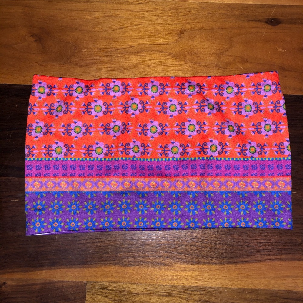 Live happy bralette super cute and fun!